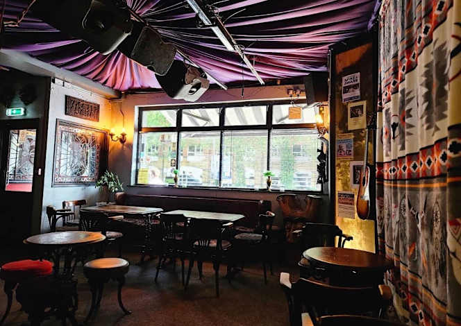 The Platform Tavern - 3