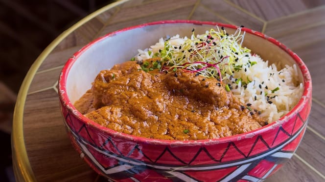 Mama Nelly - Bistro Chic - 1