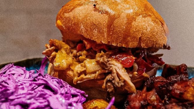 Mama Nelly - Bistro Chic - 2