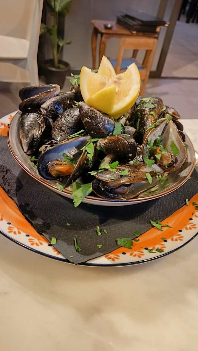 L’Ostacolo Ristorante Pizzeria Forno a Legna - 1