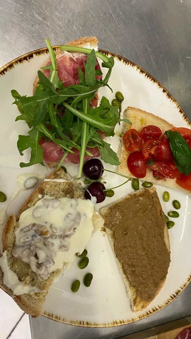 Antica Osteria del Borgo - 0