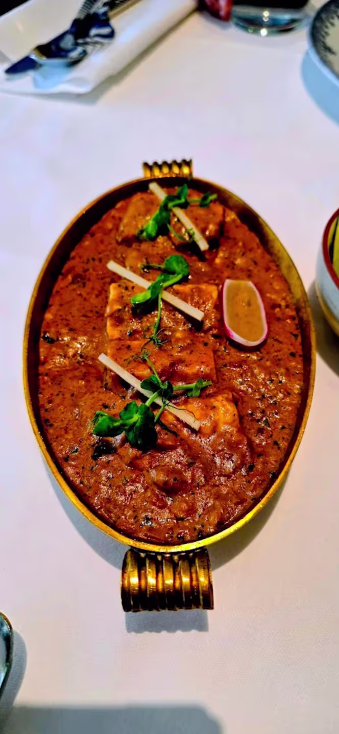 Saffron - Authentic Indian Cuisine and Bar - 3