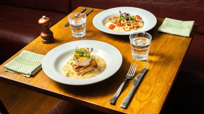 Gazette Brasserie Trinity - 1