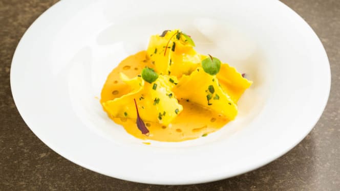 Ristorante Carducci (Hotel Mercure Villa Romanazzi Carducci) - 5