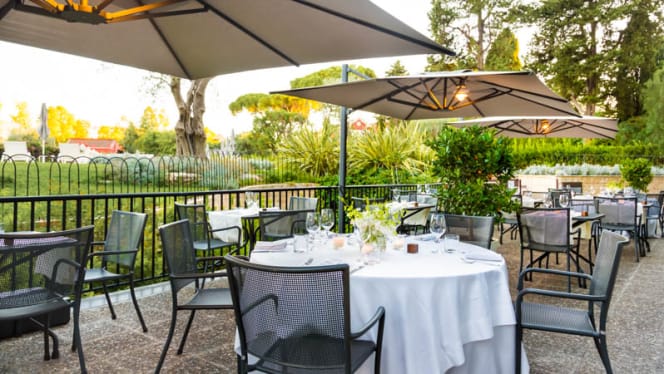 Ristorante Carducci (Hotel Mercure Villa Romanazzi Carducci) - 8