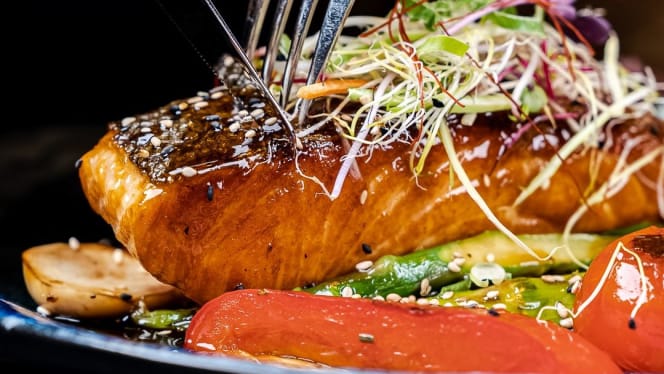 Zento - Modern Japanese Kitchen & Sushi Bar - 7