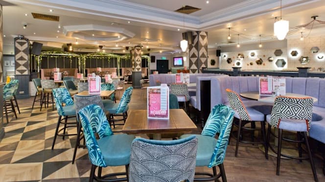 Slug and Lettuce Sutton Coldfield - 4