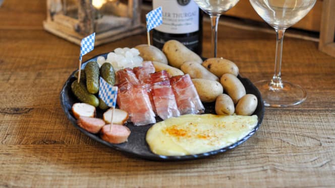 W11 Original Alpine Restaurant - 8