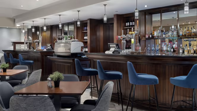 DELTA HOTELS BY HEATHROW WINDSOR - 9