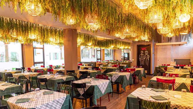 L'Oliveto - Pizza, Steak Restaurant and More - 3