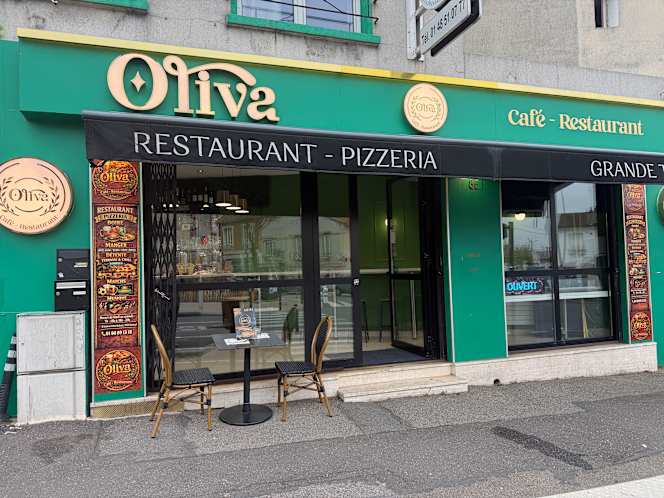 Oliva Café Restaurant - 1