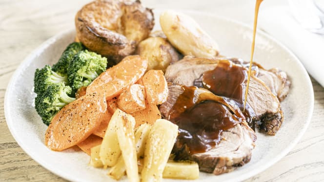 Poplars restaurant - 1