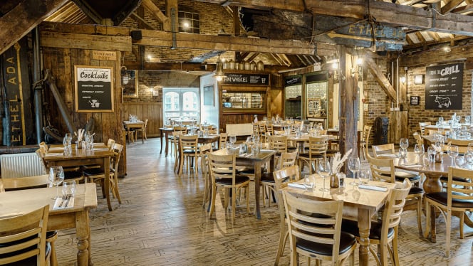 Poplars restaurant - 4