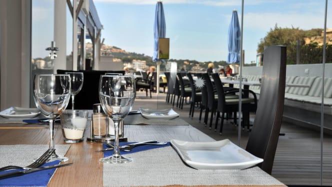 Alma Beach Bar & Steak House - Thin Pizza & Paellas - 4