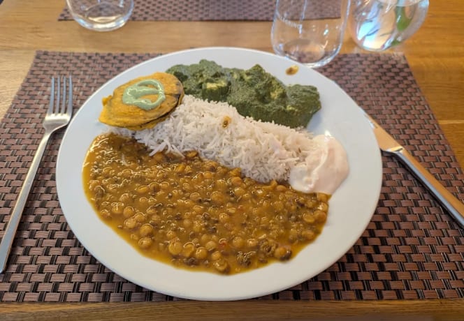 TAJ Restaurant - 8