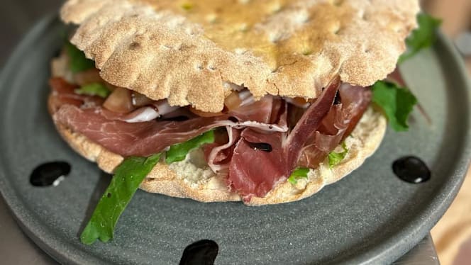 Ristopub “Il Camoscio” - Fiastra - 1