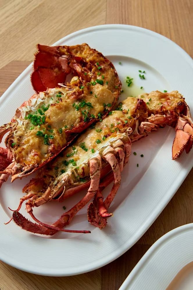 Seafood House Grill & Wine - 8