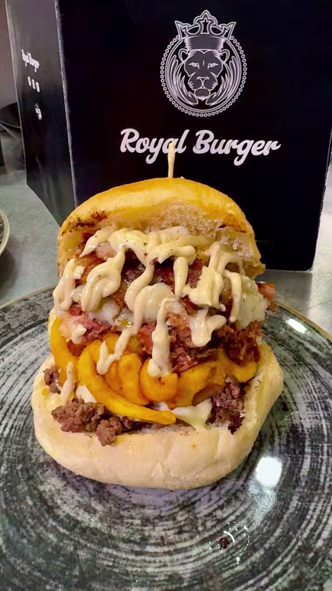 Royal Burger - 6