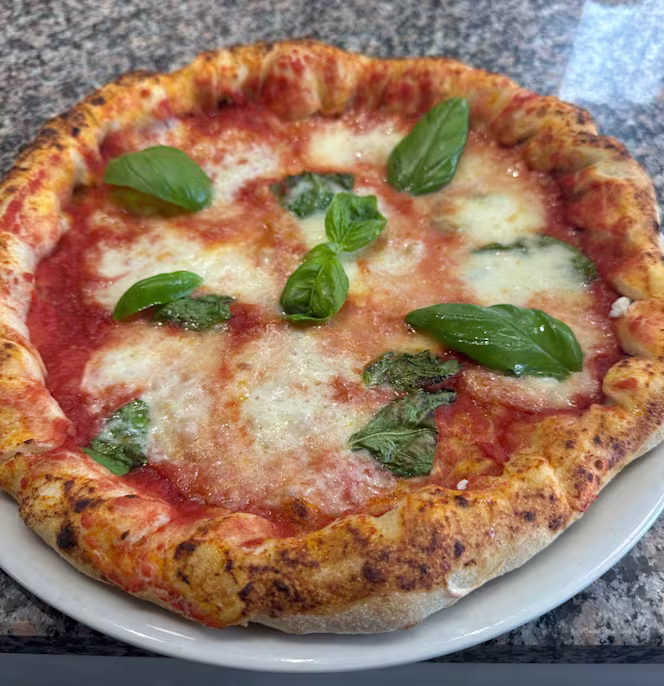 Donna Anna Pizzeria & Ristorante Belgioioso - 1