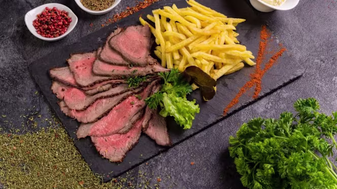 Café Restaurant de la Radio - 8