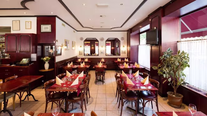 Café Restaurant de la Radio - 6