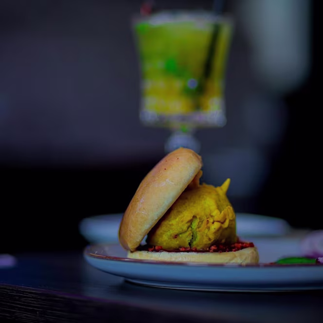 EKAM  Lounge - 5