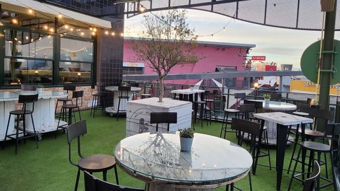 El Kiosko Heron City - 5