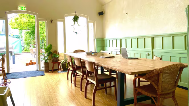 Eet- & Wielercafé Cours - 6