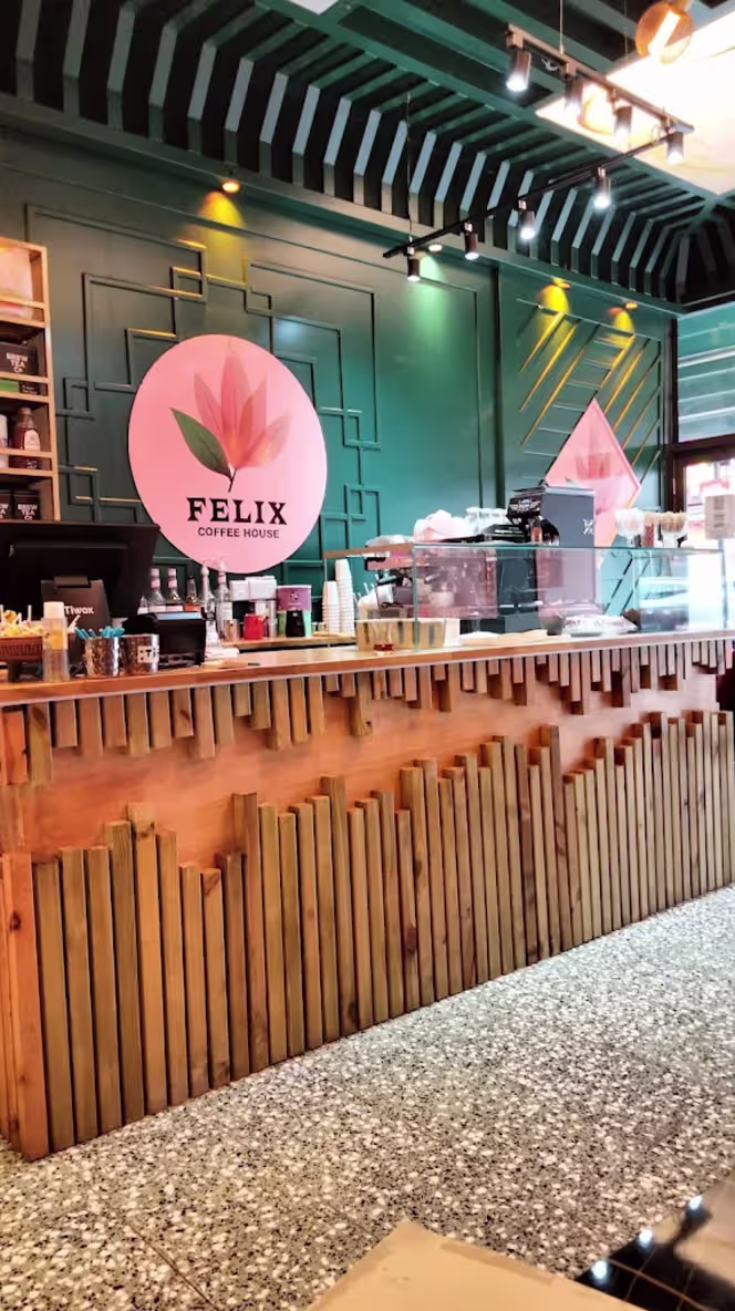 Felix cafe and bistro - 6