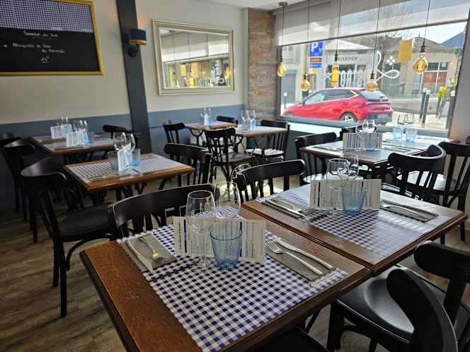 Les Bons Vivants - 9