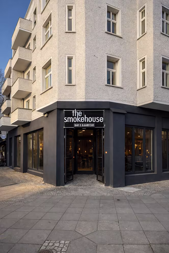 THE SMOKEHOUSE BAR & BBQ - 2