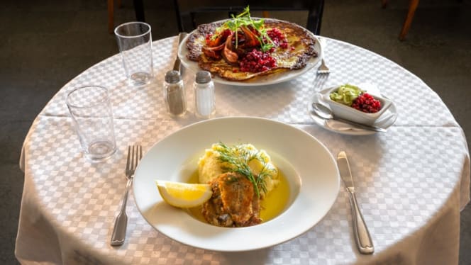 Järnvägsrestaurangen, Östra Station - 1