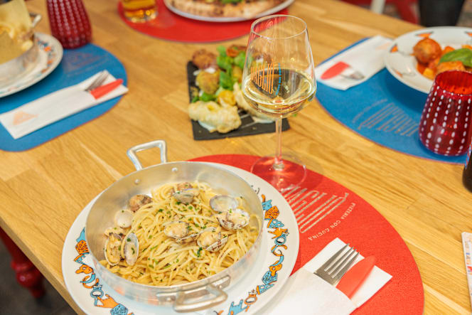 Uagliò Pizzeria con Cucina Vimercate - 3