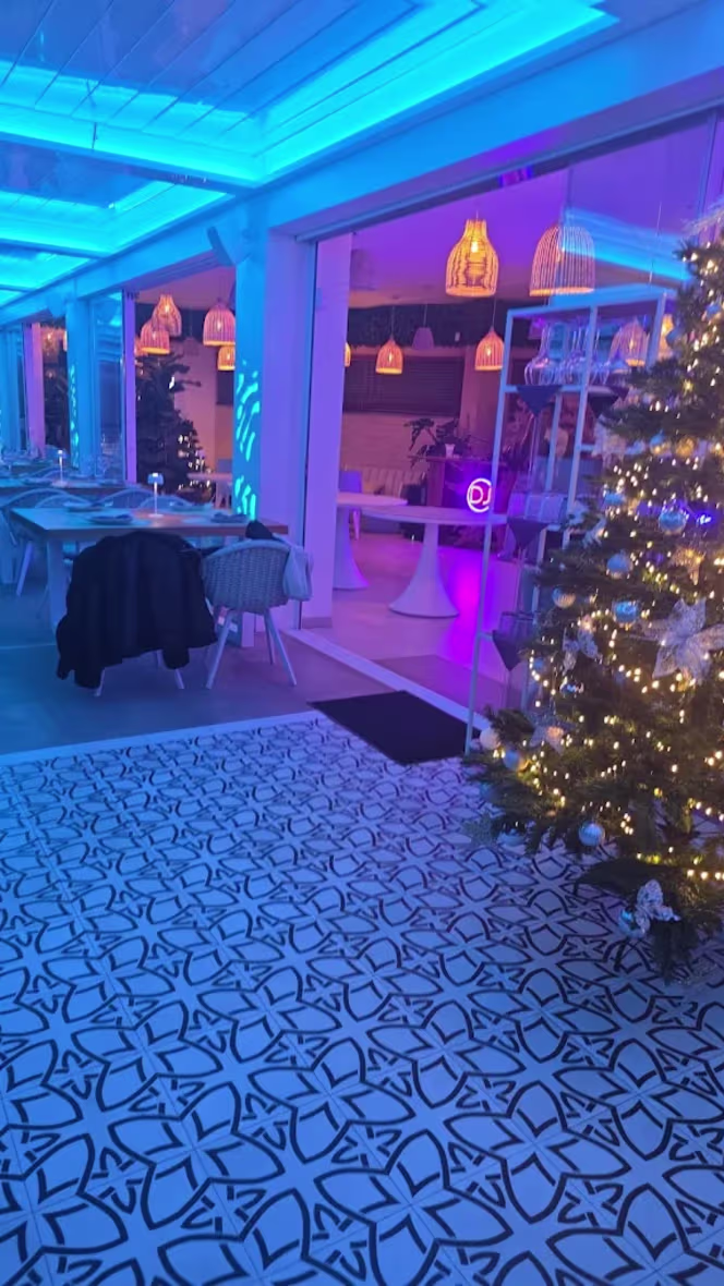 Fantasy Italian Food & Lounge bar - 0