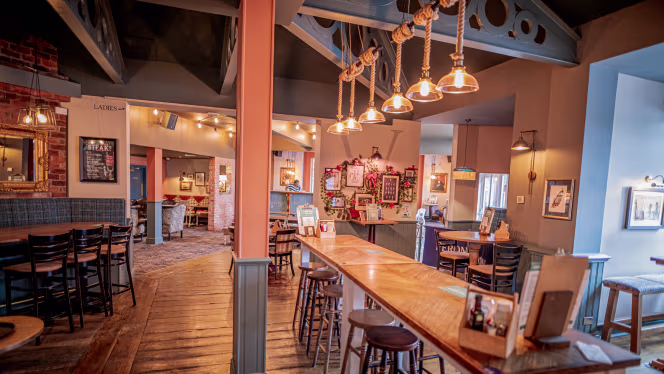 Varsity Bar Warwick - 5