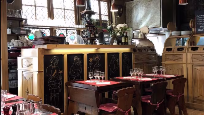 Aux Anysetiers du Roy - 1