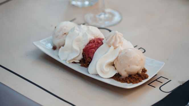 La Cour d'Honneur - 1