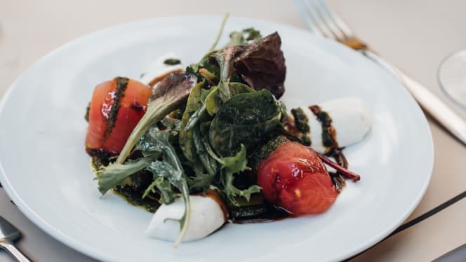 La Cour d'Honneur - 3