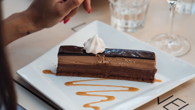 La Cour d'Honneur - 7