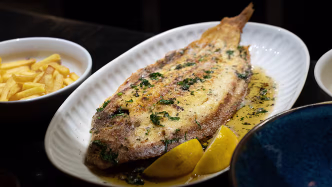 Derrière - Paris - 2