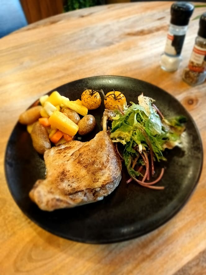 Chris & Co. - Bistro Gourmand - 5