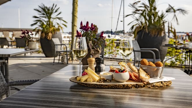 Marina Lounge Loosdrecht (By Fletcher) - 7