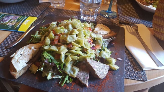 Comme une Abeille - 5