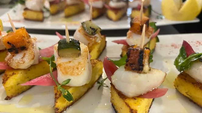 Le Petit Bistrot - 8