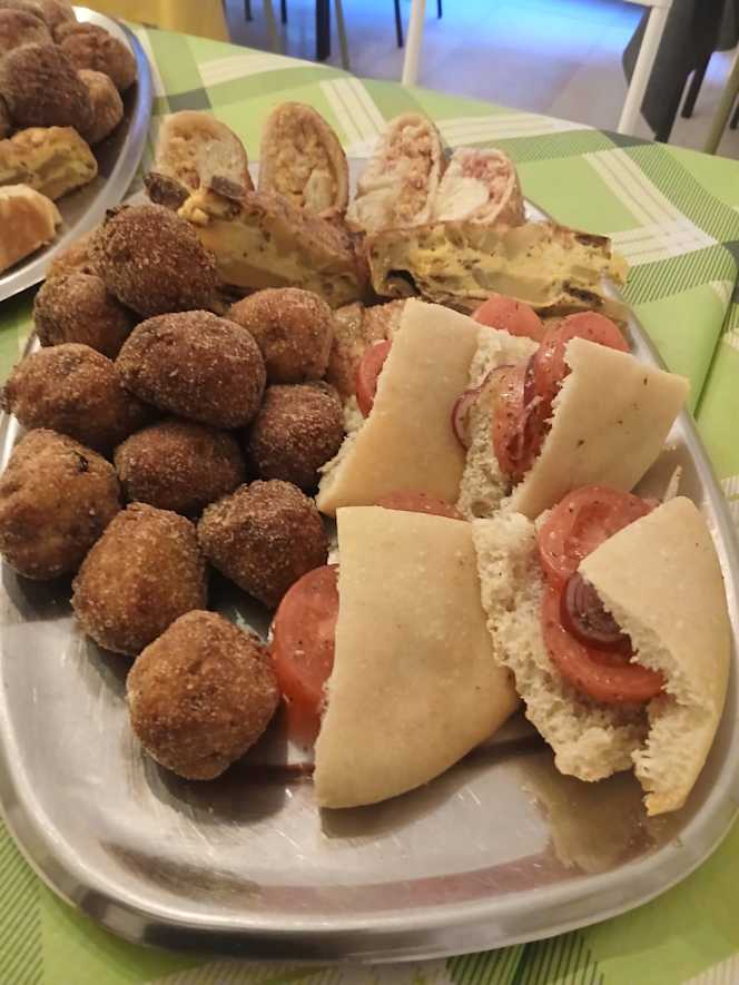 La Trattoria Dei Colori - 9
