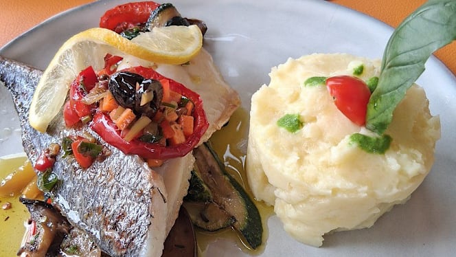 L'Atypique (Le Castellet Village Médiéval) - 2