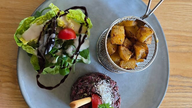 L'Atypique (Le Castellet Village Médiéval) - 3