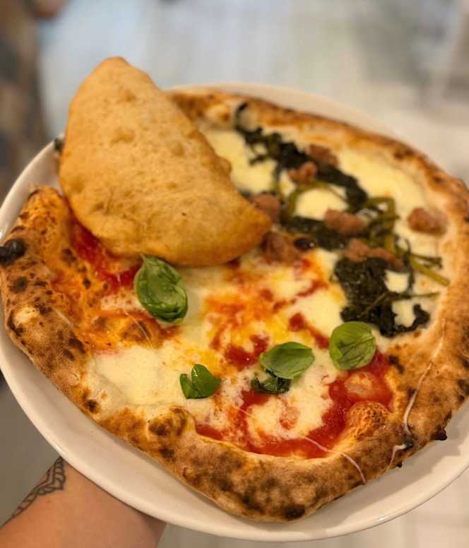 Acqua e Farina Pizza Napoletana con Cucina - 3