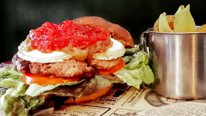 Buenissimo Burger - 8