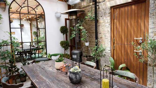Mabelle's Cafe - 8